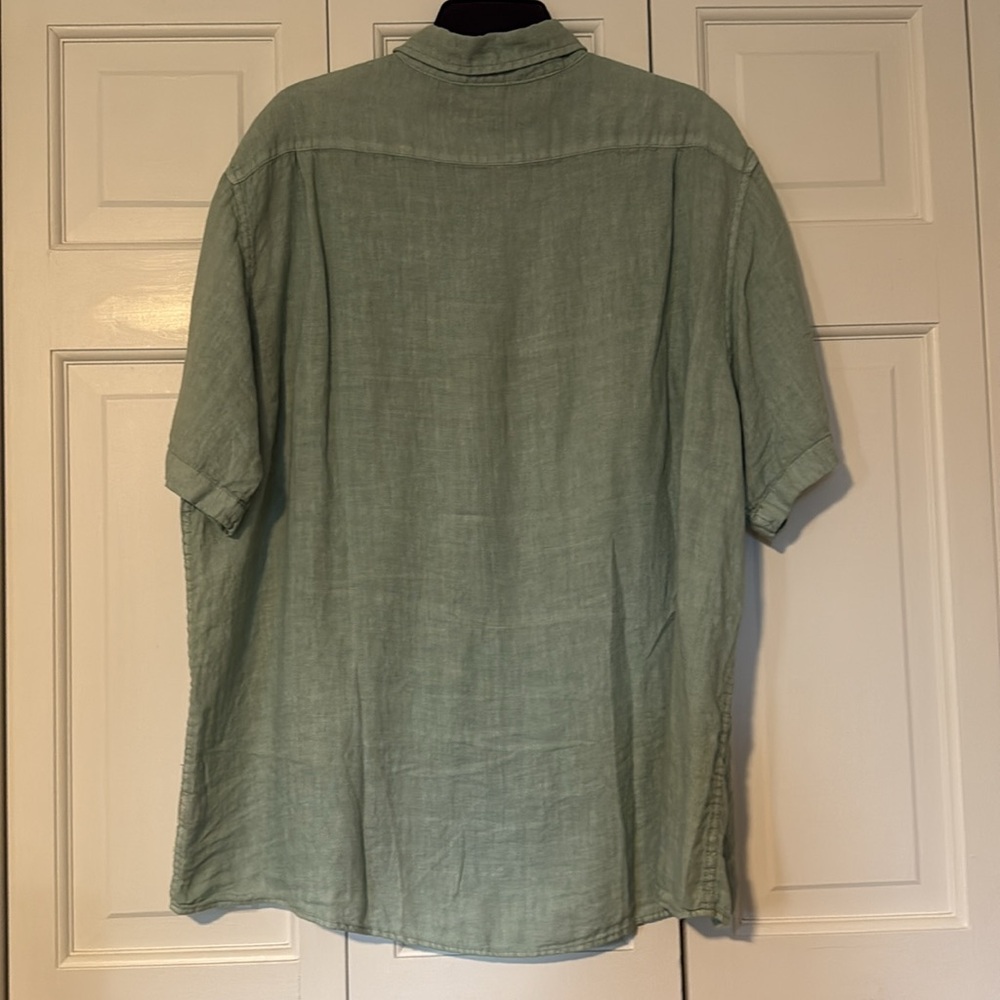 Men’s SS Button Down Shirt - Picture 4 of 4